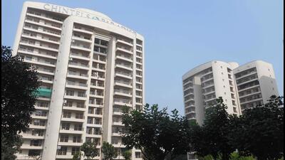 Representing residents, advocate Prashant Bhushan said the state government should be directed to present details of the structural audit of the nine towers within the Chintels Paradiso apartments. (Vipn Kumar/HT Photo) Representing residents, advocate Prashant Bhushan said the state government should be directed to present details of the structural audit of the nine towers within the Chintels Paradiso apartments. (Vipn Kumar/HT Photo)