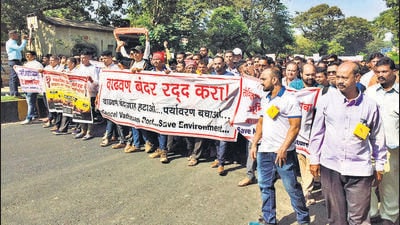 Resistance to the project from local communities has been gaining steam in light of recent developments and statements by deputy chief minister Devendra Fadnavis, who has vowed to pursue the port’s development aggressively. (HT PHOTO) Resistance to the project from local communities has been gaining steam in light of recent developments and statements by deputy chief minister Devendra Fadnavis, who has vowed to pursue the port’s development aggressively. (HT PHOTO)