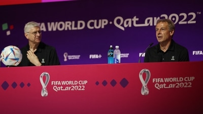 FIFA Chief of Global Football Development Arsene Wenger and Technical Study Group member Jurgen Klinsmann during a press conference. (REUTERS)