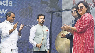 **EDS: IMAGE VIA PIB** Goa: Union Minister for Information & Broadcasting, Youth Affairs & Sports Anurag Singh Thakur inaugurates the ‘75 Creative Minds of Tomorrow’ segment at the 53rd International Film Festival of India (IFFI), in Goa, Monday, Nov. 21, 2022. Union MoS for Fisheries, Animal Husbandry and Dairying and Ministry of Information and Broadcasting L Murugan is also seen. (PTI Photo)(PTI11_21_2022_000101B) (PTI) **EDS: IMAGE VIA PIB** Goa: Union Minister for Information & Broadcasting, Youth Affairs & Sports Anurag Singh Thakur inaugurates the ‘75 Creative Minds of Tomorrow’ segment at the 53rd International Film Festival of India (IFFI), in Goa, Monday, Nov. 21, 2022. Union MoS for Fisheries, Animal Husbandry and Dairying and Ministry of Information and Broadcasting L Murugan is also seen. (PTI Photo)(PTI11_21_2022_000101B) (PTI)
