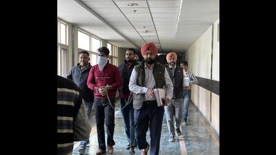 Bajwa, who is enrolled in Panjab University’s MA department of Gandhian and Peaceful Studies, befriended Perry at PU. (HT photo) Bajwa, who is enrolled in Panjab University’s MA department of Gandhian and Peaceful Studies, befriended Perry at PU. (HT photo)