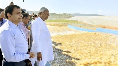 The Ganga water supply scheme will pump surplus floodwater of river Ganga to the water-stressed cities for drinking purposes. (File Photo by Santosh Kumar /Hindustan Times) The Ganga water supply scheme will pump surplus floodwater of river Ganga to the water-stressed cities for drinking purposes. (File Photo by Santosh Kumar /Hindustan Times)