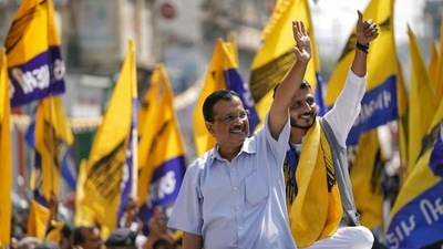 AAP chief Arvind Kejriwal said his party will save Gujaratis from price rise. (Twitter)