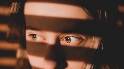 5 tips to get rid of dark circles and puffy eyes this wedding season (Klaudia Ekert) 5 tips to get rid of dark circles and puffy eyes this wedding season (Klaudia Ekert)