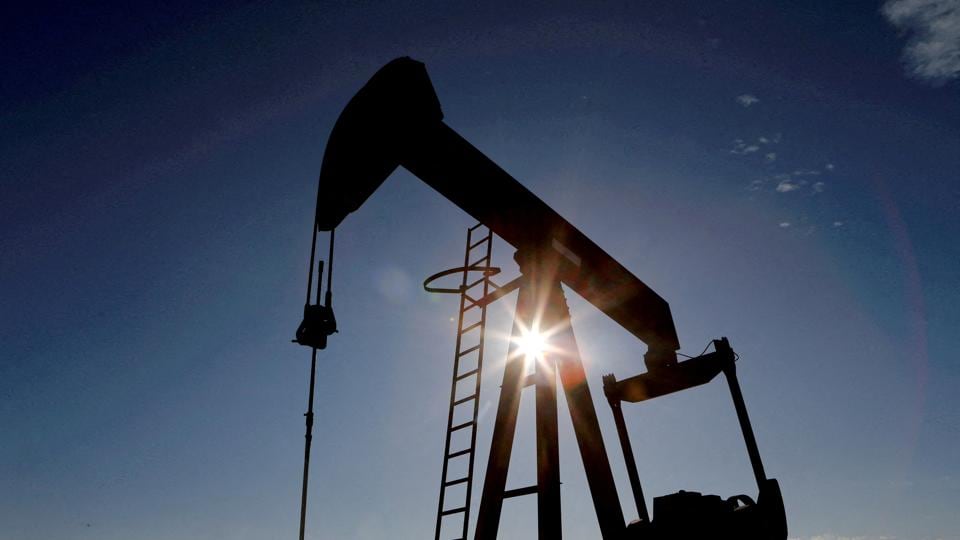 According to Centre for Monitoring Indian Economy (CMIE) data, India’s imports from Russia stood at $21.4 billion between April and September 2022. (Reuters file photo. Representative image)
