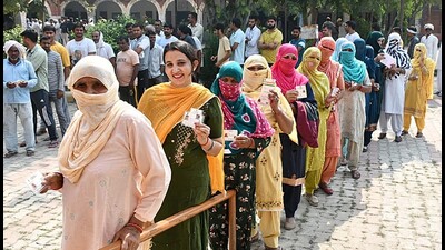 73.8% polling in third phase of panchayat polls (HT File)