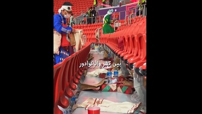 Japanese football fans clean the stadium after match. (Instagram/@ Omar Al-Farooq) Japanese football fans clean the stadium after match. (Instagram/@ Omar Al-Farooq)
