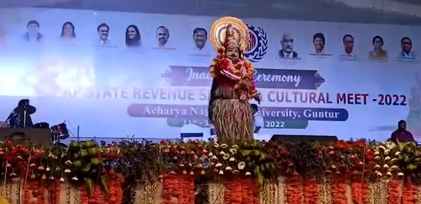 The tehsildar, Prasad Rao, is a movie enthusiast, and won first prize at the fest. The tehsildar, Prasad Rao, is a movie enthusiast, and won first prize at the fest.