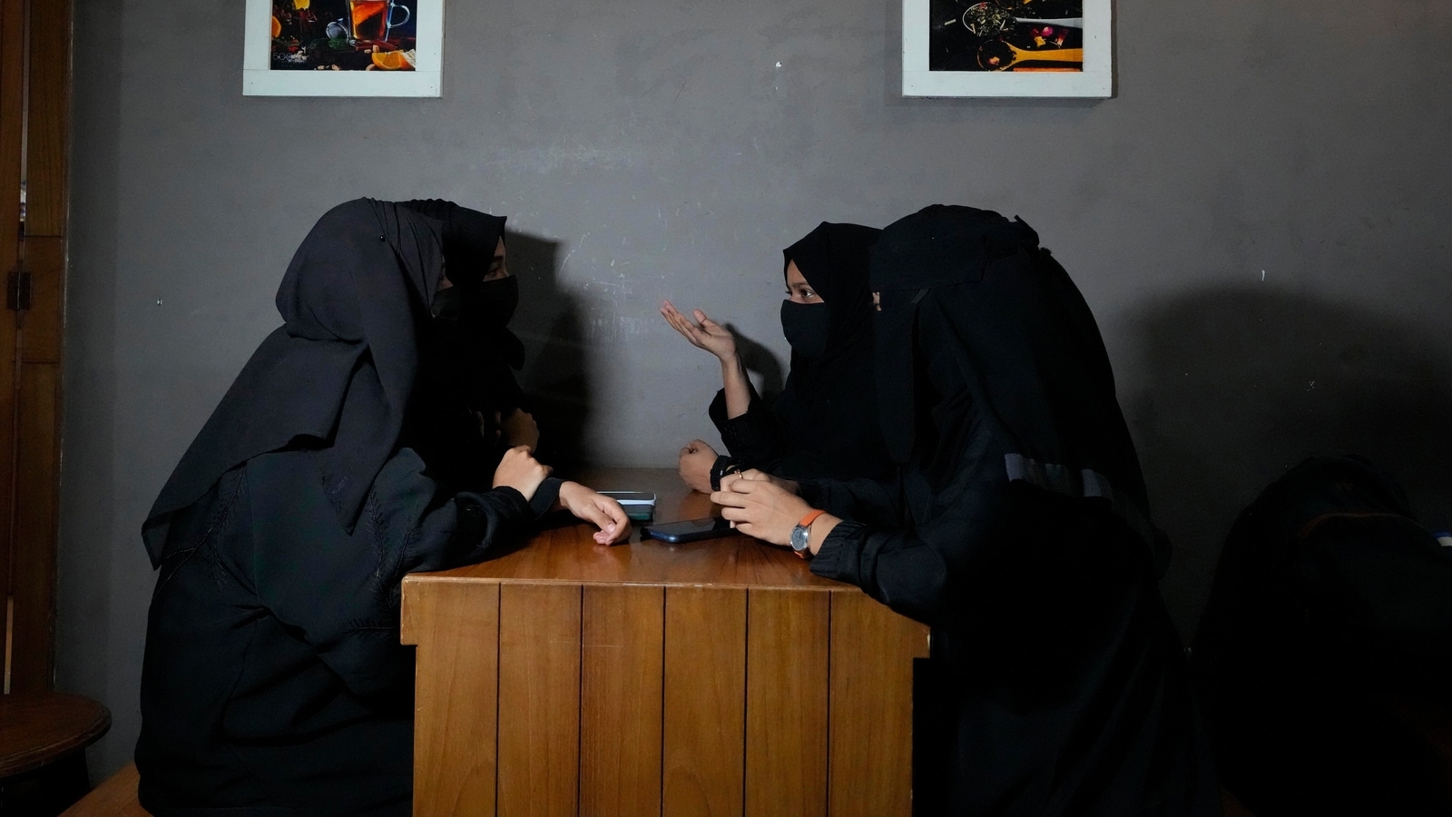 Exam cancelled at Bengal school after scuffle over wearing of hijab ...