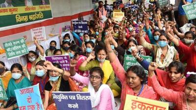 The teachers have been agitating for nearly a month now (HT Photo) The teachers have been agitating for nearly a month now (HT Photo)