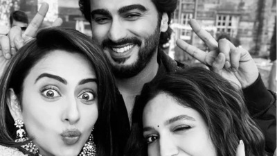 Arjun Kapoor will be seen with Rakul Preet Singh and Bhumi Pednekar in upcoming movie. Arjun Kapoor will be seen with Rakul Preet Singh and Bhumi Pednekar in upcoming movie.
