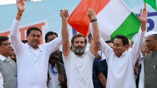 Former Congress president Rahul Gandhi (Centre) with Madhya Pradesh Congress chief Kamal Nath (Right) and Maharashtra Congress chief Nana Patole (Left).(Twitter / @INCIndia) Former Congress president Rahul Gandhi (Centre) with Madhya Pradesh Congress chief Kamal Nath (Right) and Maharashtra Congress chief Nana Patole (Left).(Twitter / @INCIndia)