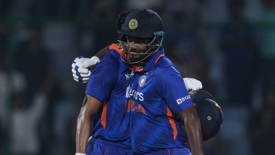 India's Shreyas Iyer, left, celebrates with teammate Sanju Samson(AP)