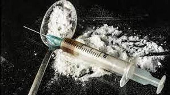 A 43-year-old resident of Badesero village, Hoshiarpur, who was found carrying 600 vials of banned injections on November 2, 2018, has been sentenced to 15 years rigorous imprisonment (RI). (Representational Image/HT File)
