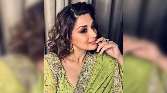 Sonali Bendre captioned her post, "Mood-y." Her post garnered more than 44k likes in just 24 hours.(Instagram/@iamsonalibendre)