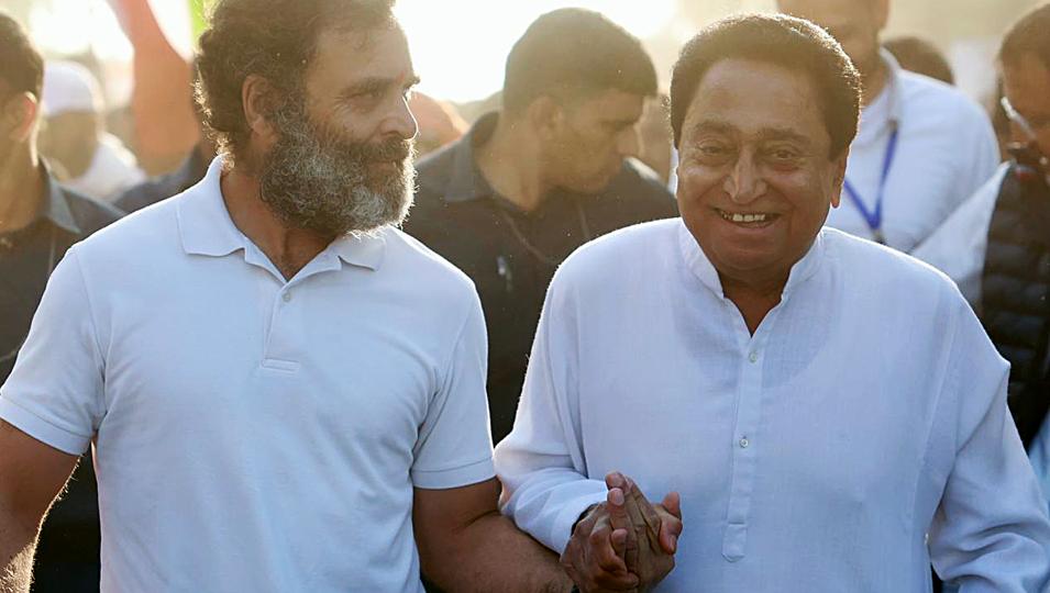 Madhya Pradesh Congress president Kamal Nath welcomed Rahul Gandhi. (Twitter/Congress) Madhya Pradesh Congress president Kamal Nath welcomed Rahul Gandhi. (Twitter/Congress)
