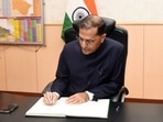 'Tearing hurry' in clearing Election Commissioner Arun Goel's file? asks SC(ANI/PIB) 'Tearing hurry' in clearing Election Commissioner Arun Goel's file? asks SC(ANI/PIB)