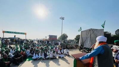 Farmer leaders said Punjab chief minister Bhagwant Mann’s apology is a precondition for talks to end the indefinite fast by Bharti Kisan Union (Ekta Sidhupur) leader Jagjit Singh Dallewal at Faridkot’s Tehna village. (Sanjeev Kumar/HT file photo)