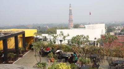 People enjoy food in the open at a terrace restaurant in Mehrauli, New Delhi. (HT Archive) People enjoy food in the open at a terrace restaurant in Mehrauli, New Delhi. (HT Archive)