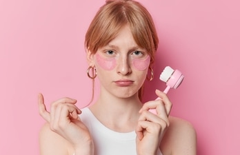 It's best to keep a teen's first skincare routine as simple and moderate as possible. The only goal should be to have healthy skin. (freepik ) It's best to keep a teen's first skincare routine as simple and moderate as possible. The only goal should be to have healthy skin. (freepik )