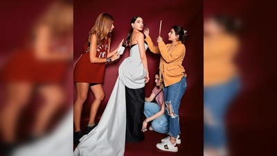 For her hairdo, Nora Fatehi opted for the sleek low ponytail with a side parting. (Instagram/@norafatehi) For her hairdo, Nora Fatehi opted for the sleek low ponytail with a side parting. (Instagram/@norafatehi)