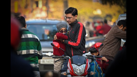 New Delhi, India - Nov. 24, 2022: Students on their way to school on a cold winter morning at Patel Nagar in New Delhi, India, on Thursday, November 24, 2022. (Photo by Sanchit Khanna/ Hindustan Times) (Hindustan Times)