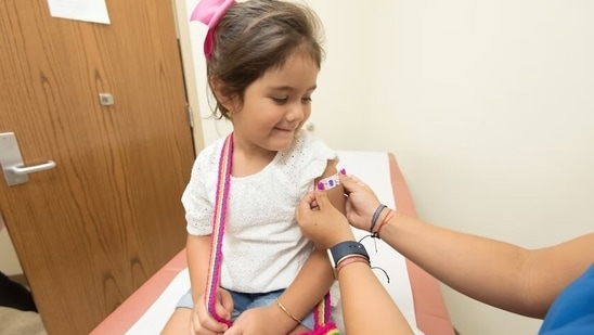 The signs and symptoms of measles include fever, dry cough, sore throat, runny nose, conjunctivitis, rash and appear around 10-14 days after exposure.