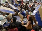 During the Black Friday shopping frenzy, retailers slash their prices. But what does that mean for the environment? (Anne-Sophie Brändlin) During the Black Friday shopping frenzy, retailers slash their prices. But what does that mean for the environment? (Anne-Sophie Brändlin)