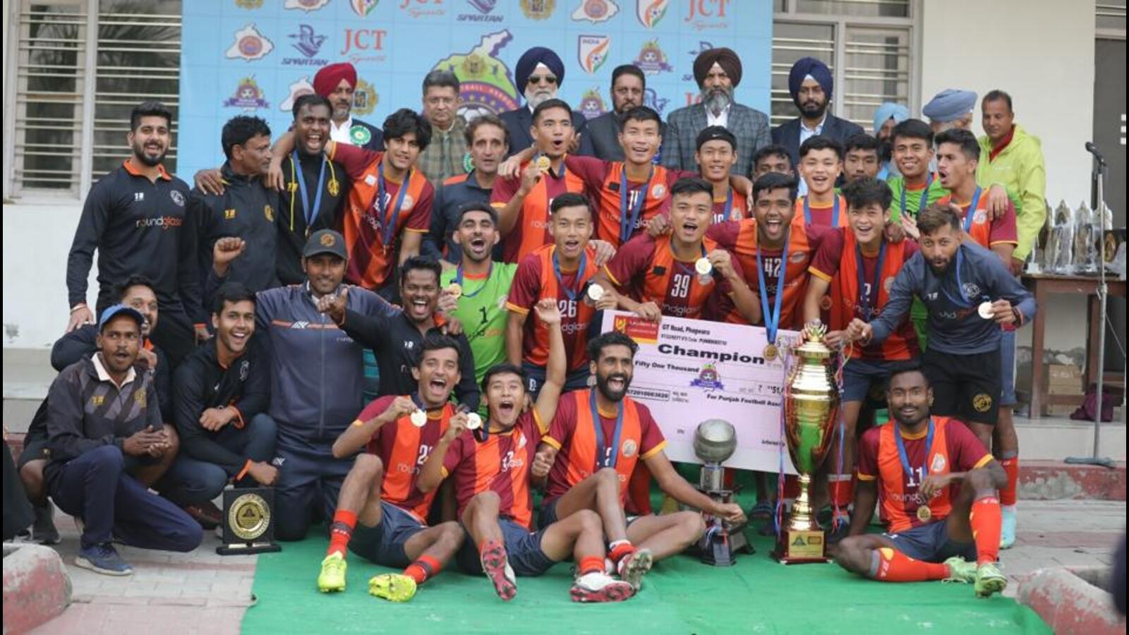 roundglass-punjab-fc-lifts-punjab-state-super-league-2022-trophy