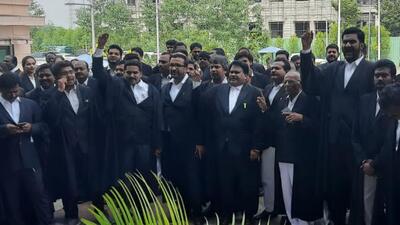 Lawyers take part in a protest in Andhra Pradesh, (HT Photo) Lawyers take part in a protest in Andhra Pradesh, (HT Photo)