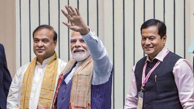 Prime Minister Narendra Modi with Assam CM Himanta Biswa Sarma and Union Minister Sarbananda Sonowal during the closing ceremony of the year-long celebrations of the 400th birth anniversary of Lachit Barphukan, at Vigyan Bhawan, in New Delhi, Friday, Nov. 25, 2022. (PTI) Prime Minister Narendra Modi with Assam CM Himanta Biswa Sarma and Union Minister Sarbananda Sonowal during the closing ceremony of the year-long celebrations of the 400th birth anniversary of Lachit Barphukan, at Vigyan Bhawan, in New Delhi, Friday, Nov. 25, 2022. (PTI)