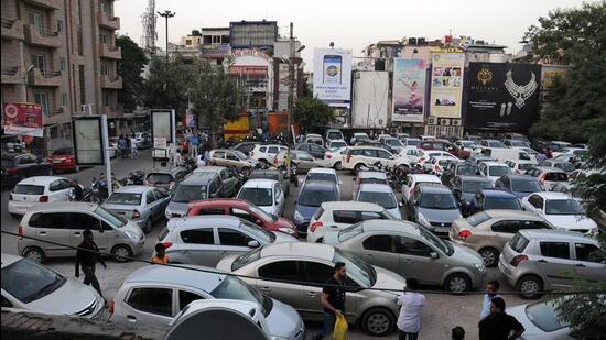 Parking is still a major bane for commuters in Delhi. (HT Archive)