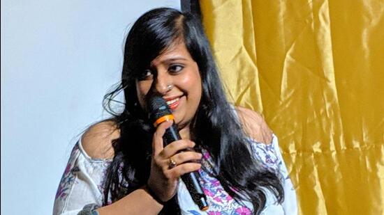 Born with spina bifida, Shweta Mantrii is a former public relations professional-turned-writer who took to stand-up comedy in 2017 to voice the issues faced by persons with disabilities. (HT PHOTO)