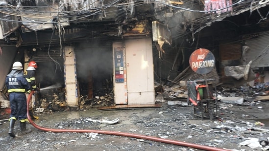 Garg on Thursday tweeted, "Fire in Chandni Chowk. Total 40 fire vehicles and 200-plus fire personnel were deployed. Major concern weak structures, shortage of water and narrow lane, building started collapsing."(PTI)