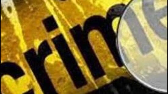 4 molest, threaten minor girl as her father refuses to smuggle gold