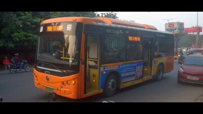 An electric bus plying on a Sangam city road. (HT photo)