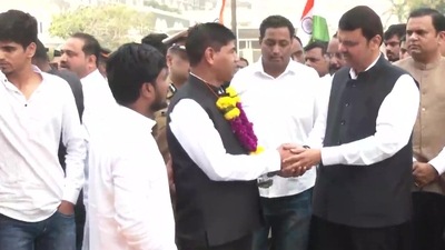 They paid tributes at the martyrs' memorial on the premises of the Police Commissioner's Office in south Mumbai. (ANI)