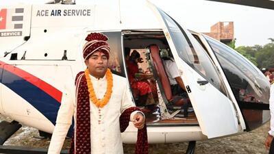 The chopper landed in an adjoining field near the bride’s house for ‘baraat’ (Santosh Kumar/HT Photo) The chopper landed in an adjoining field near the bride’s house for ‘baraat’ (Santosh Kumar/HT Photo)