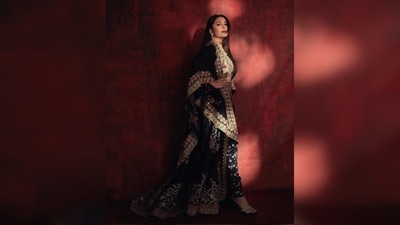 "Even in the dark, beauty surrounds you!," Madhuri Dixit captioned her post. (Instagram/@madhuridixitnene) "Even in the dark, beauty surrounds you!," Madhuri Dixit captioned her post. (Instagram/@madhuridixitnene)