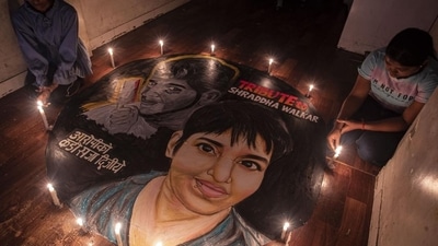 Students of Gurukul School of Art pay tribute to Shraddha Walker, who was allegedly killed by her live-in partner Aftab Ameen Poonawala, in Delhi, at Lalbaug, in Mumbai. (Anshuman Poyrekar/HT PHOTO) Students of Gurukul School of Art pay tribute to Shraddha Walker, who was allegedly killed by her live-in partner Aftab Ameen Poonawala, in Delhi, at Lalbaug, in Mumbai. (Anshuman Poyrekar/HT PHOTO)