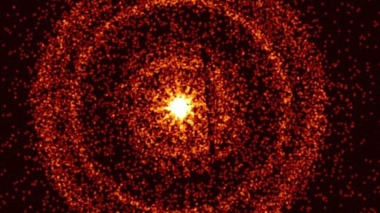 TOPSHOT - This picture provided by NASA on October 14, 2022 shows the Swift?s X-Ray Telescope capturing the afterglow of GRB 221009A about an hour after it was first detected. (AFP)