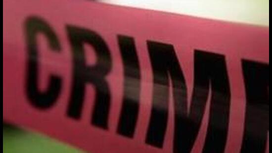Ludhiana police booked three travel agents for duping traders’ body members of ₹24.66 lakh. (HT File)