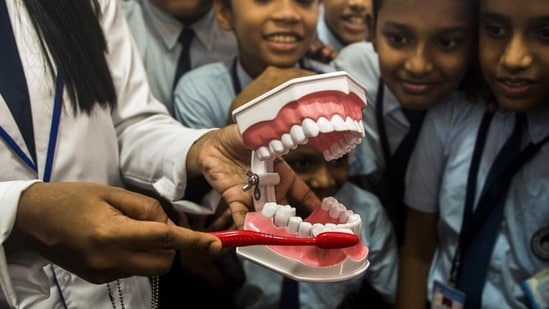 Relationship between oral bacteria and diseases: Research(Pratik Chorge/HT File Photo)