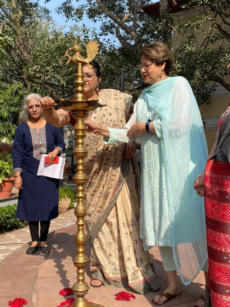 Ms Laila Tyabji Chairperson Dastkar inaugurated the ELSA Bazaar. Ms Laila Tyabji Chairperson Dastkar inaugurated the ELSA Bazaar.