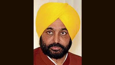 The Punjab government on Sunday transferred 22 IAS officers and 10 PCS officers with immediate effect, according to an official order. (HT file photo) The Punjab government on Sunday transferred 22 IAS officers and 10 PCS officers with immediate effect, according to an official order. (HT file photo)
