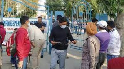 Around 8,000 students appeared for the Common Admission Test (CAT), which was held at three different time-slots in and around the tricity. (Representational Image/HT File)