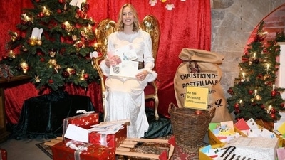 Children can send their letters to the Christkind in Engelskirchen (Ulrich Hufnagel/dpa/picture alliance)