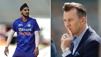 Brett Lee has a few pointers for Arshdeep Singh (Getty Images) Brett Lee has a few pointers for Arshdeep Singh (Getty Images)