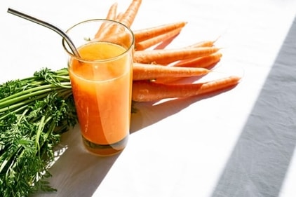 Carrots have carotenoids that help with weight loss (Unsplash)