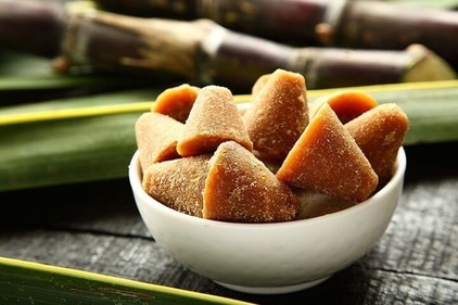 Jaggery: It contains both potassium and magnesium with helps in improving immunity. (Pinterest) Jaggery: It contains both potassium and magnesium with helps in improving immunity. (Pinterest)